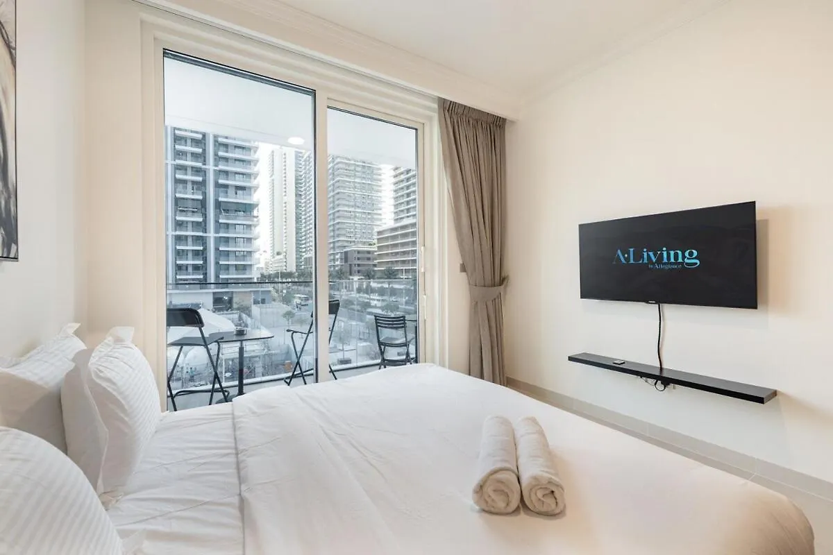 Brand New 1Br Stunning Beach View Emaar Beachfront Dubai 0*,  United Arab Emirates