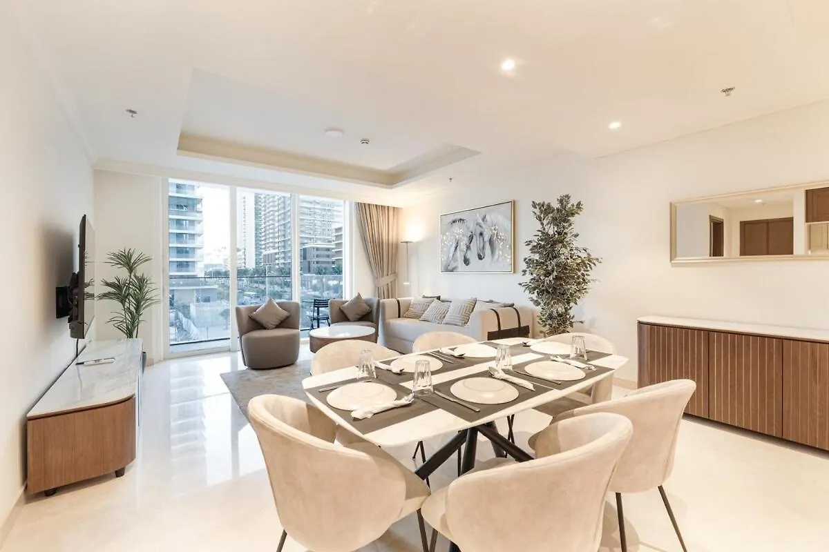 Brand New 1Br Stunning Beach View Emaar Beachfront Dubai Apartment
