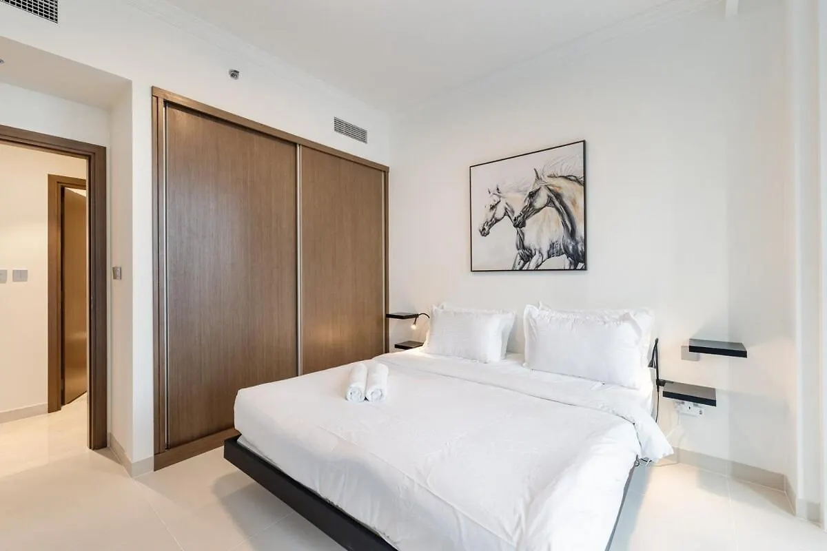 Apartment Brand New 1Br Stunning Beach View Emaar Beachfront Dubai
