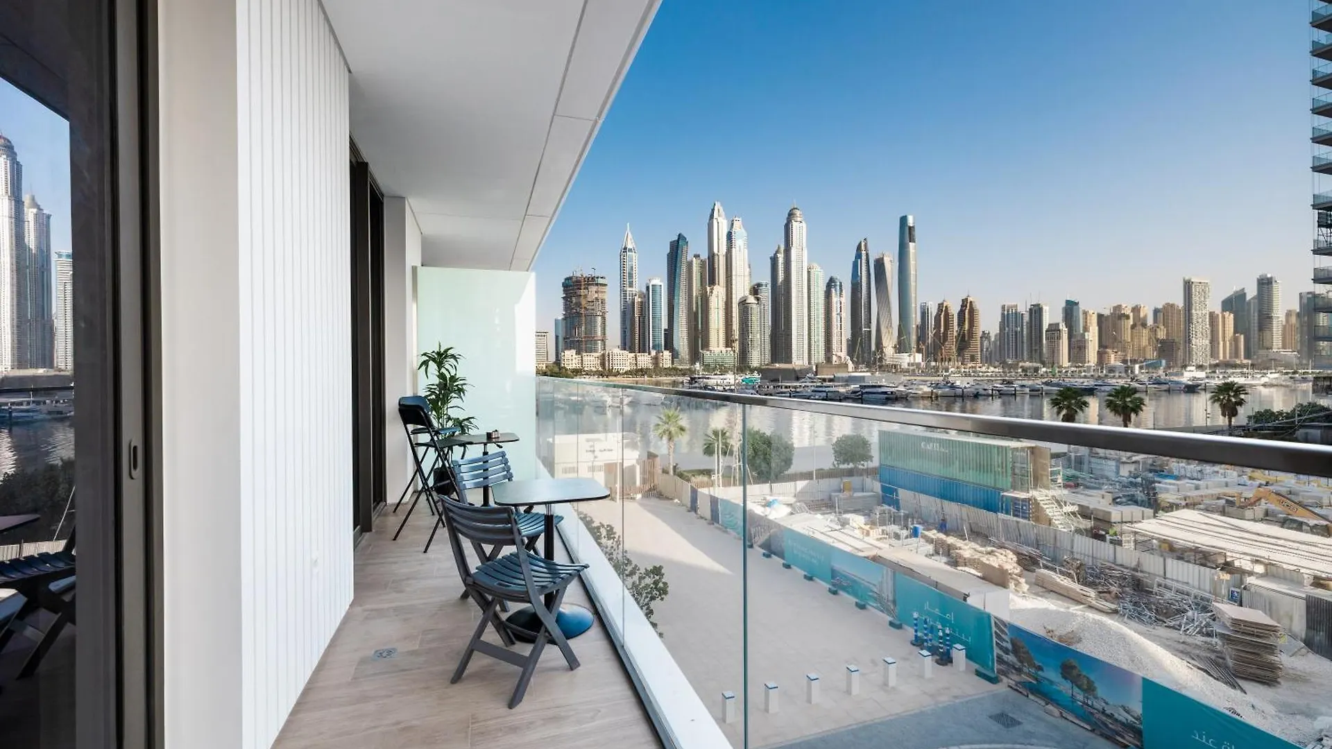 Brand New 1Br Stunning Beach View Emaar Beachfront Dubai Apartment