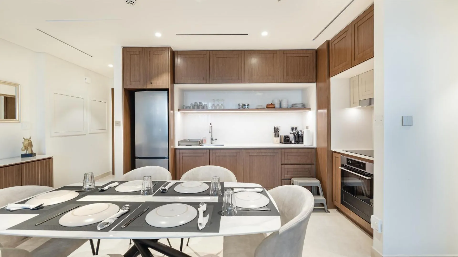 Brand New 1Br Stunning Beach View Emaar Beachfront Dubai 0*,  United Arab Emirates