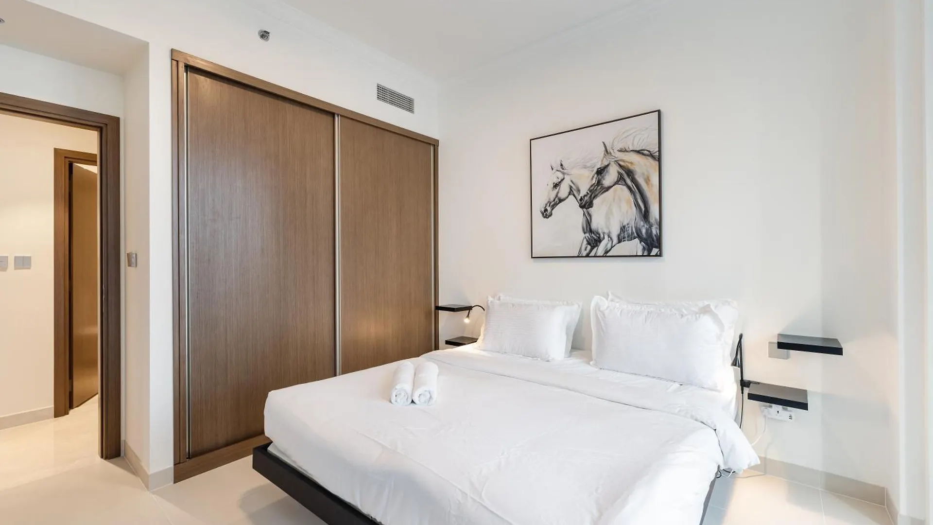Apartment Brand New 1Br Stunning Beach View Emaar Beachfront Dubai